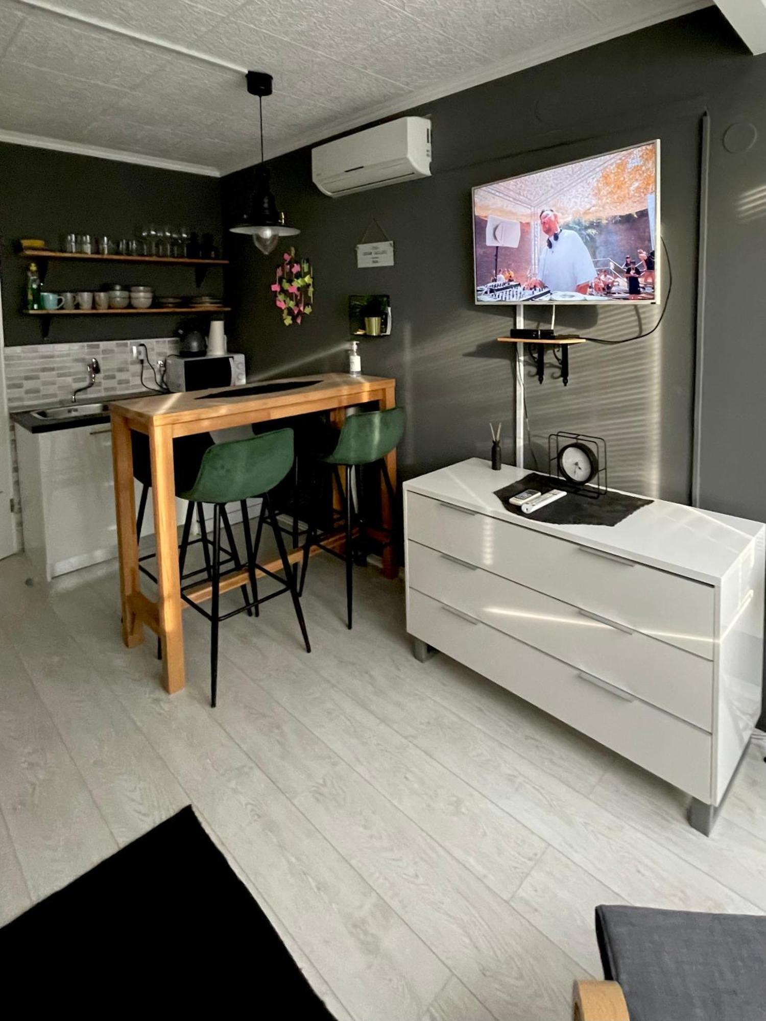 Vida Loca Apartment Osijek Bagian luar foto